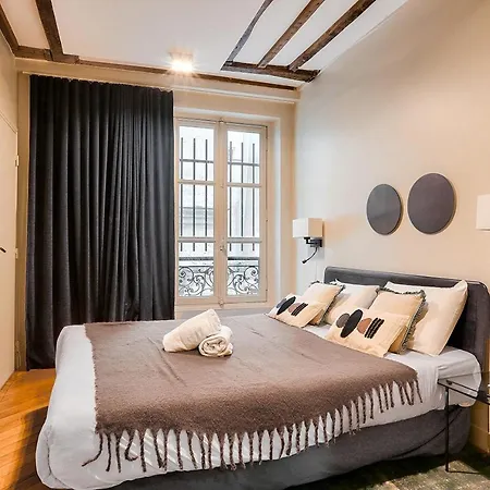 Urban Flat 73 - Luxury Parisian Flat Near Les Halles Rivoli 公寓 巴黎