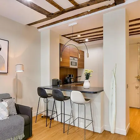 Apartment Urban Flat 73 - Luxury Parisian Flat Near Les Halles Rivoli Paris